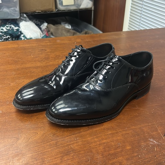 J Crew used Ludlow tuxedo oxfords in patent leather BS550 - Picture 3 of 5